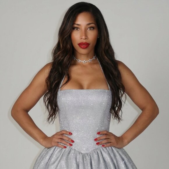 Meet your Posher, Gigi - Picture 2 of 2